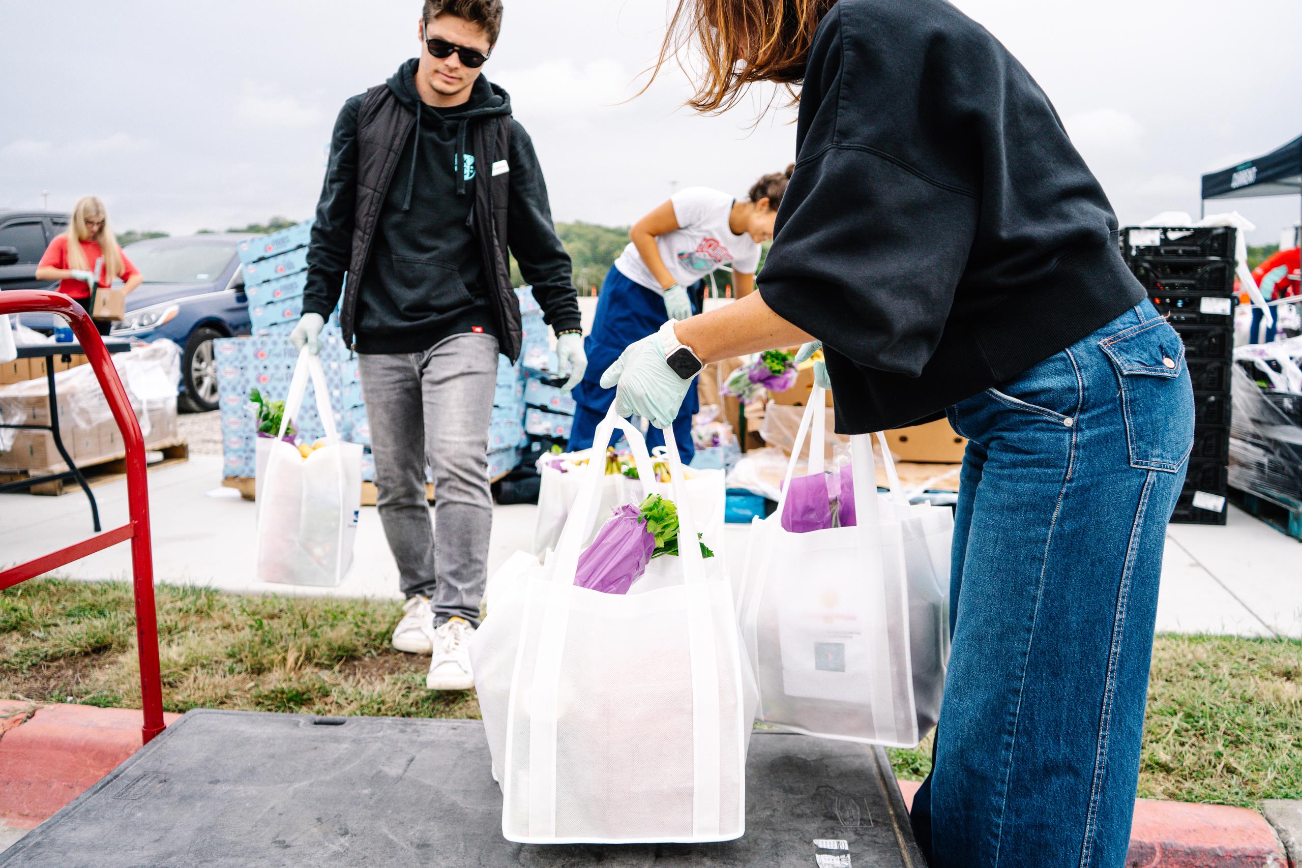 DFAxUnitedWay Milk Drive