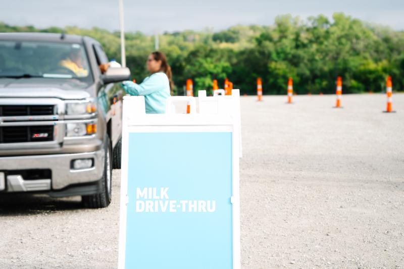 DFAxUnitedWay Milk Drive Thru